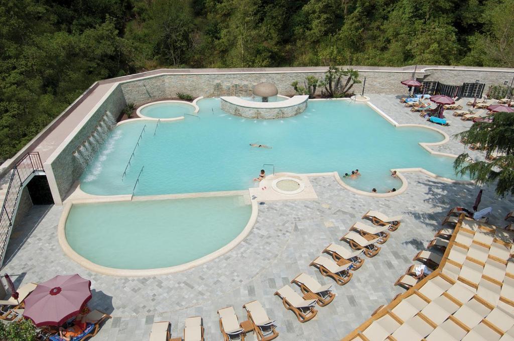 Complesso Termale Vescine Hotel Castelforte Ngoại thất bức ảnh