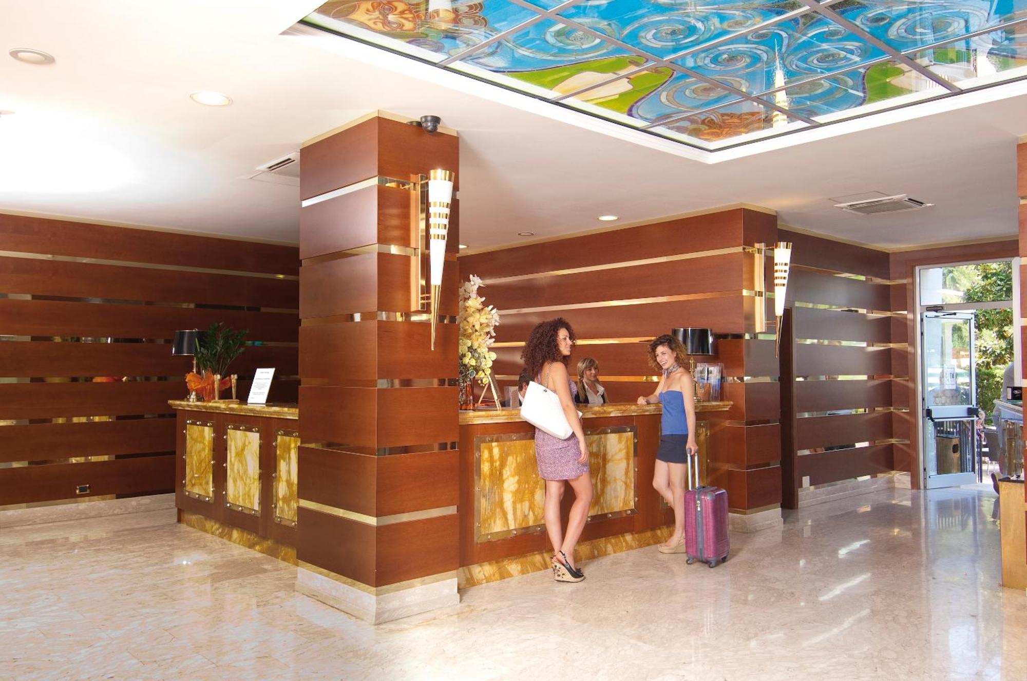 Complesso Termale Vescine Hotel Castelforte Ngoại thất bức ảnh