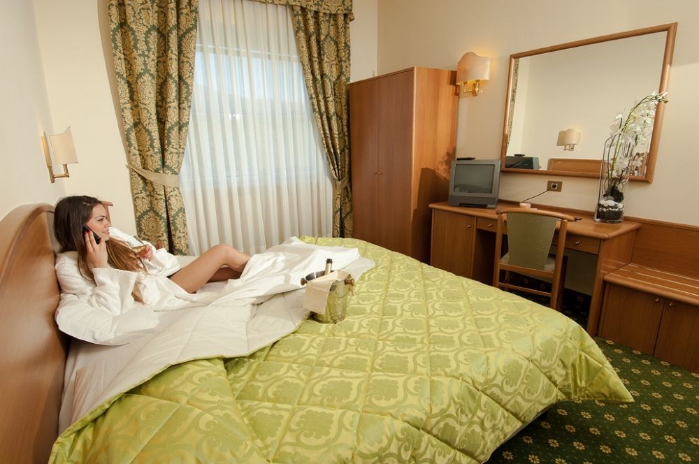 Complesso Termale Vescine Hotel Castelforte Ngoại thất bức ảnh