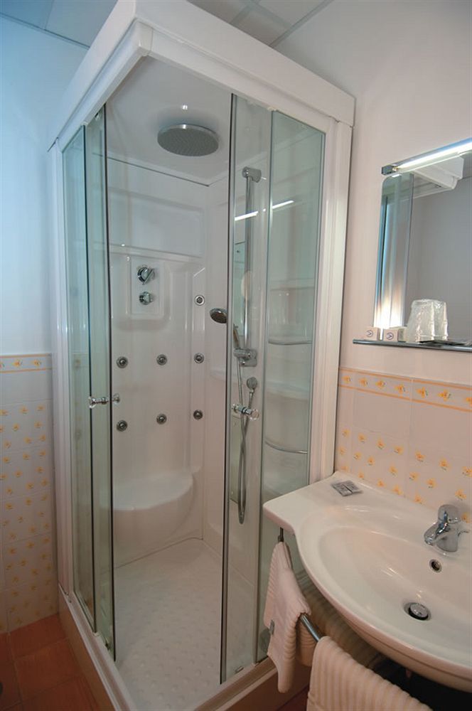 Complesso Termale Vescine Hotel Castelforte Ngoại thất bức ảnh